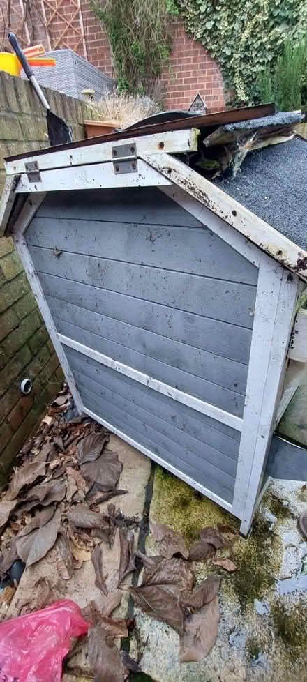 Photo of free Outdoor Cat Kennel (ME2) #4