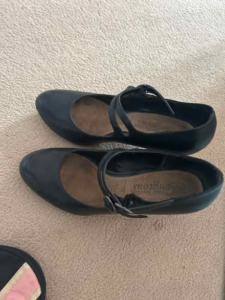 Photo of free Size 4 heels (KT3 new malden) #1