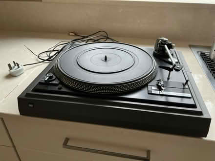 Photo of free Dual 505 turntable (Loughton IG10) #1