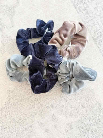 Photo of free hair scrunchies (new) (West Chester / West Goshen) #1