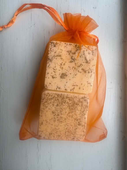 Photo of free Bath salts (SE11) #1