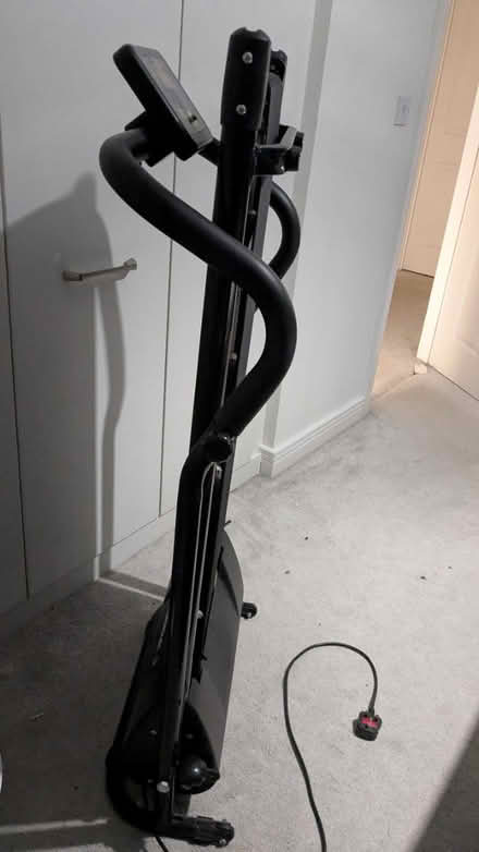 Photo of free Treadmill (Heaton moor SK4) #3