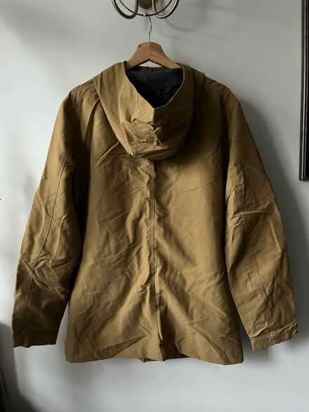 Photo of free Men’s M Water Resistant Jacket (Mitcham CR4) #2
