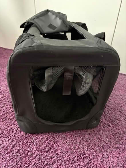 Photo of free Pet carrier (Hazel Grove SK7) #2