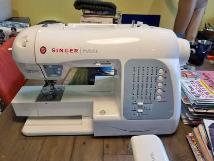 Photo of free FAULTY Singer Futura sewing machine (St Austell) #1