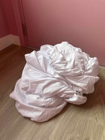 Photo of free 4 Fitted Sheet Single (E179SX) #1