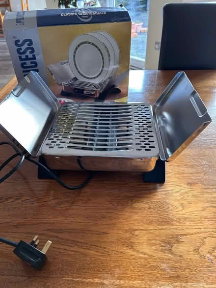 Photo of free Electric Plate Warmer (Winkfield Row SL5) #2