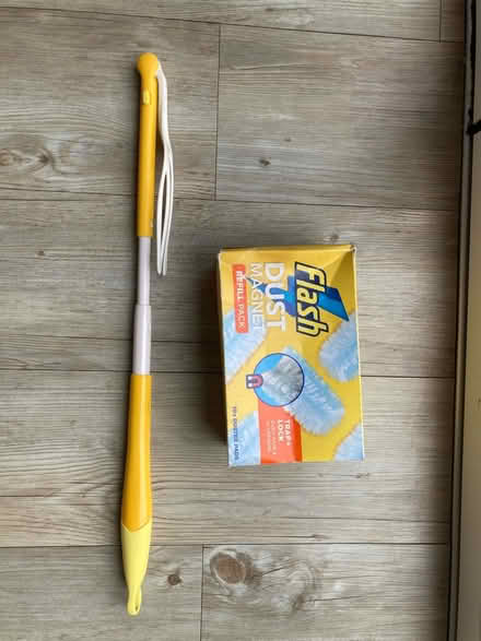 Photo of free Duster (SW19) #1