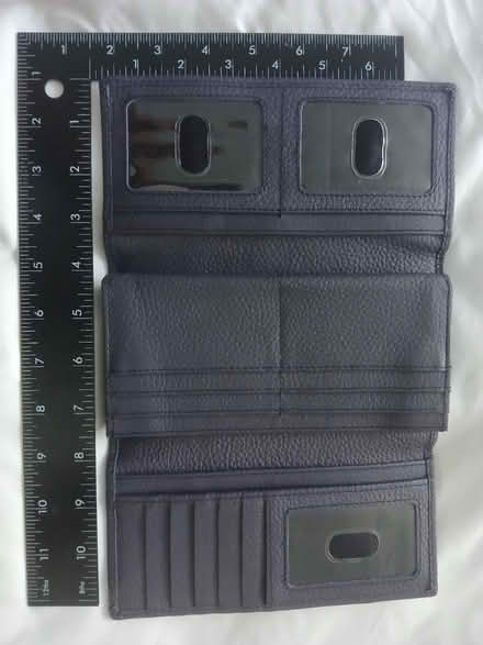Photo of free Women's wallet (Cheverly, MD) #3