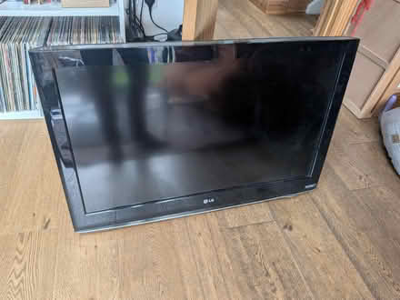 Photo of free tv 37" (Loughborough LE11) #1
