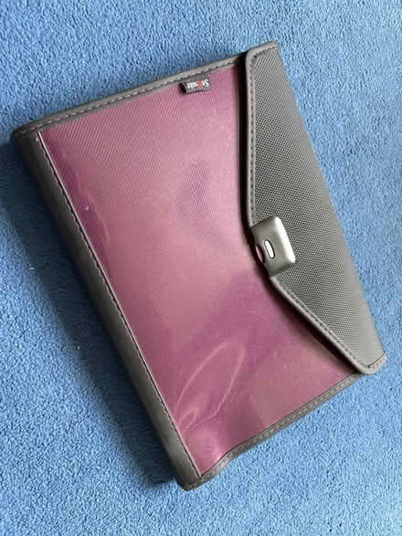 Photo of free A4 folio organiser (Bilton CV22) #1