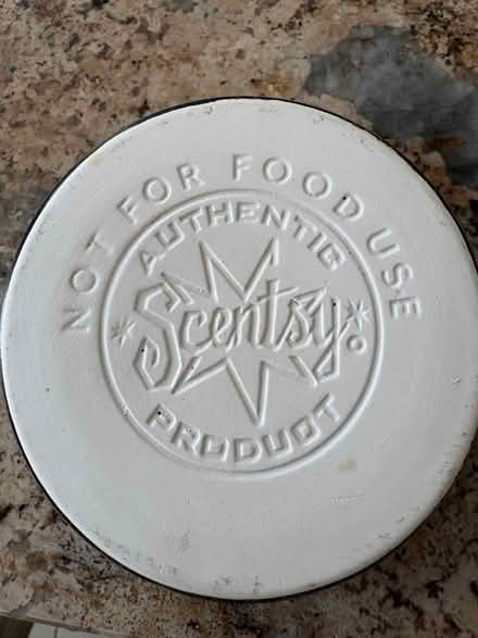 Photo of free Electric heater for scented wax (Churchtown) #2