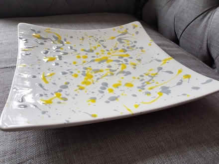 Photo of free Ceramic Pottery Platter Serving (Mitcham CR4) #4