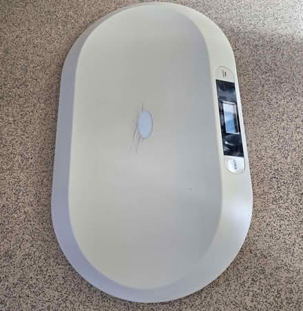 Photo of free Baby weighing scales (Stroud GL5) #2