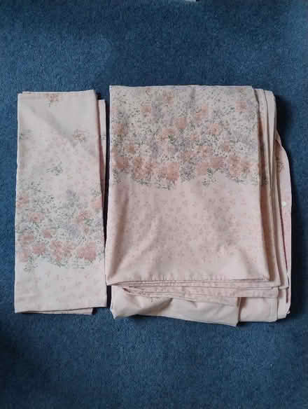 Photo of free 2 single duvet covers (Cheadle Hulme SK8) #1