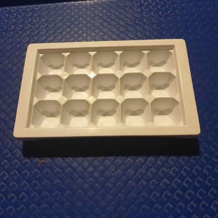 Photo of free Ice cube tray (IP1) #1
