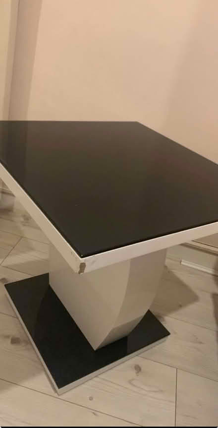 Photo of free Small coffee table (Bishop street N1) #1