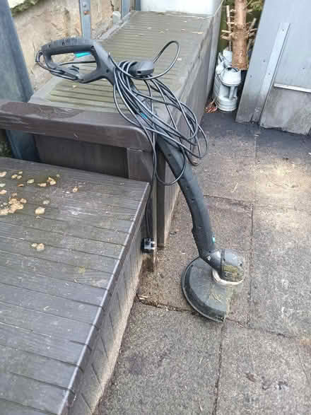 Photo of free Strimmer (Dent LA10) #2