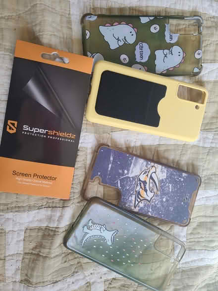 Photo of free Random Samsung Galaxy s21+5g covers (NE Heights) #1