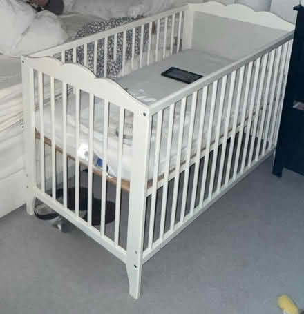Photo of free IKEA Hensvik Cot/Crib (L25) #1