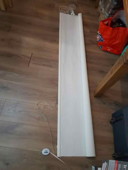 Photo of free Large white roller blind 176cm wide (Sandylands morecambe LA3) #1