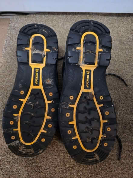 Photo of free Dunlop Steel Toecapped Safety Shoes (CT10) #3