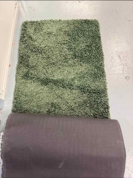 Photo of free Rug (Bishop street N1) #2