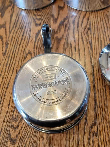 Photo of free Farberware Pots (Bartlett: Devon and Newport) #2
