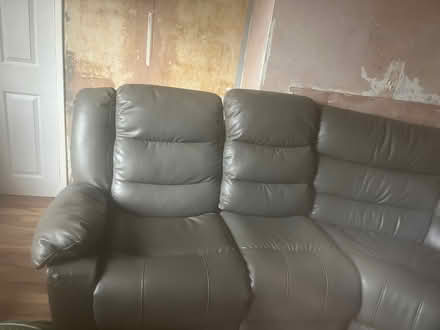 Photo of free sofa (BD18) #2