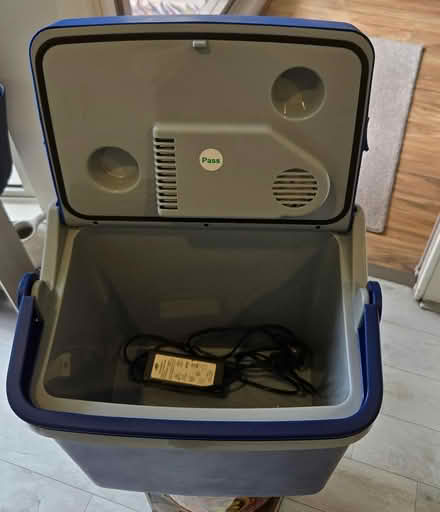 Photo of free 20L Portable Car Fridge Blue (Pyrmont) #2