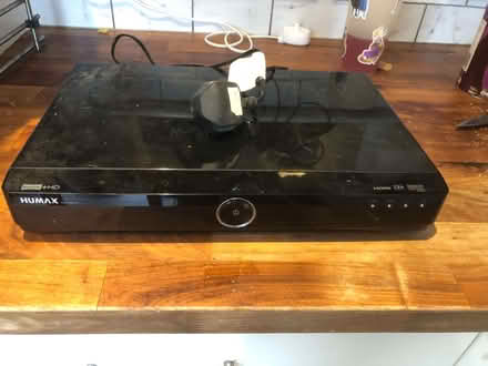 Photo of free Humax freeview/set-top box/tv recorder, no remote (Hollingdean BN1) #1