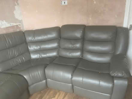 Photo of free sofa (BD18) #1