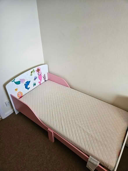 Photo of free 2 toddler beds & mattresses (Hg1) #1