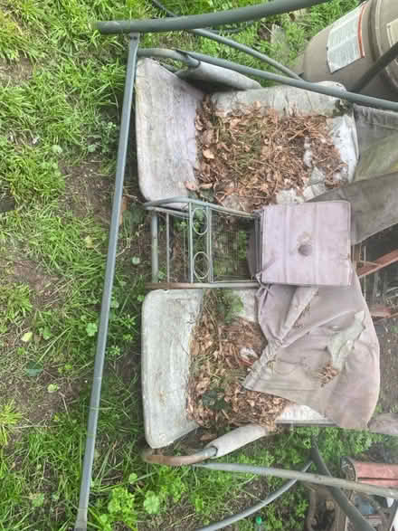 Photo of free Lawn swing (Hayward) #2