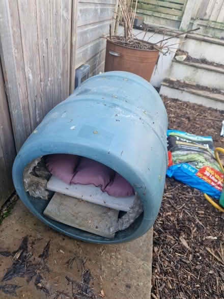 Photo of free Homemade outdoor cat shelter (Broxbourne EN10) #2