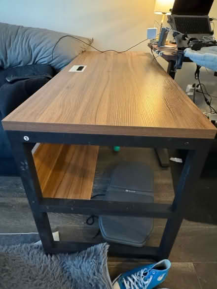 Photo of free desk (South loop) #2