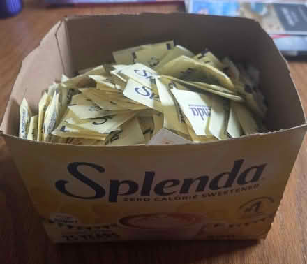 Photo of free splenda (Old Laguardo Road) #1