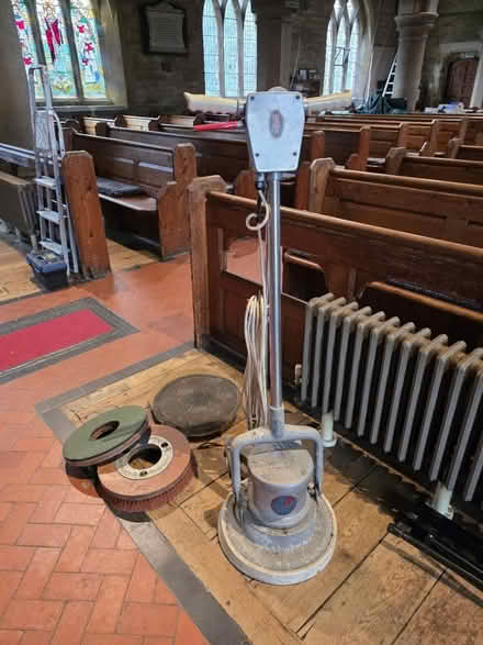 Photo of free Old floor polishing machine (underwood, NG16) #1