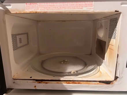Photo of free Microwave, working (Preston park BN1) #4