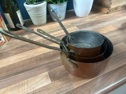 Photo of free Copper Pan Set- Ideal for Decoration (Glenleigh Park TN39) #1
