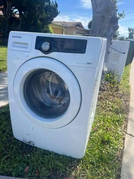 Photo of free CURB ALERT - washer and dryer (Hawthorne) #1