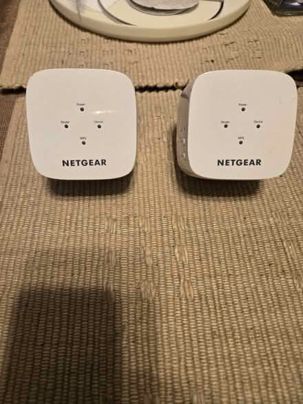 Photo of free netgear wifi extenter (10461 bronx Westchester Ave) #4