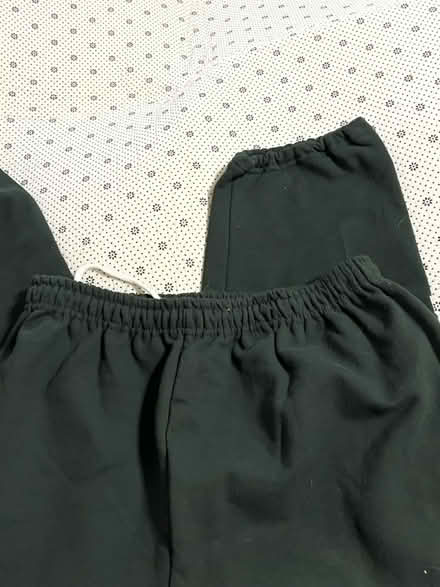 Photo of free Gilden sweatpants Large New (Lansdale) #2