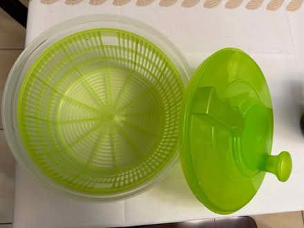 Photo of free Manual salad spinner (Erin Mills&QEW) #2
