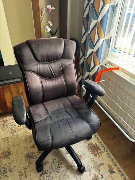 Photo of free Eco-Leather Office Chair – Comfortable & Fully Function (Sherwood TN2) #2