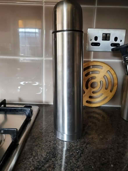 Photo of free 1 litre stainless steel vacuum flask (Iver SL0) #1