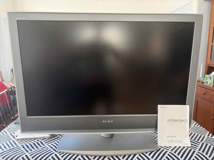 Photo of free Sony Bravia TV (Telegraph & Ashby in Berkeley) #1