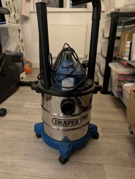 Photo of free Wet and dry vacuum (Belle Vue WF1) #1