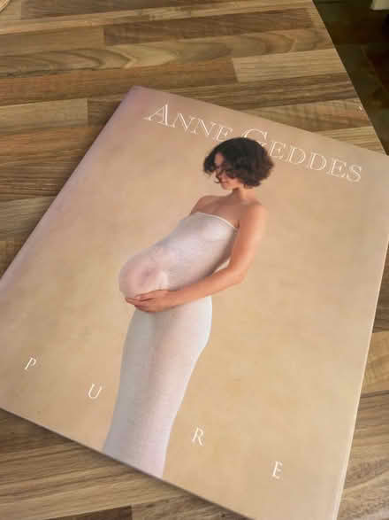 Photo of free Anne Geddes Photo book (Glenleigh Park TN39) #1