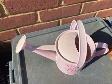 Photo of free Small watering can (Cheshunt EN7) #2